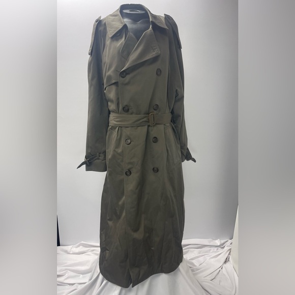 London Fog Trench Coat (C32) - Picture 1 of 11